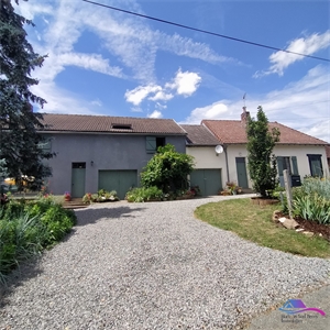maison-villa à la vente -   23220  CHENIERS, surface 182 m2 vente maison-villa - APR720158